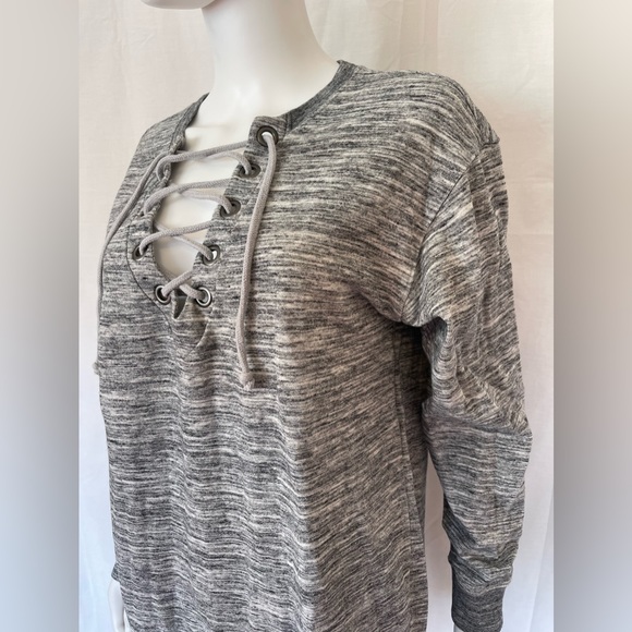 Victoria Secret PINK oversized sweatshirt - Picture 2 of 10